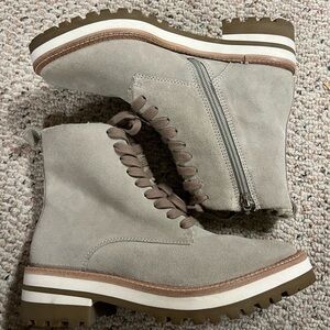 Kaanas Women's Lace Up Boots - Gray and Brown